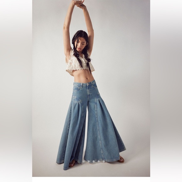 Free People Denim - Free People Pandora Wide Flare Jeans NWT
